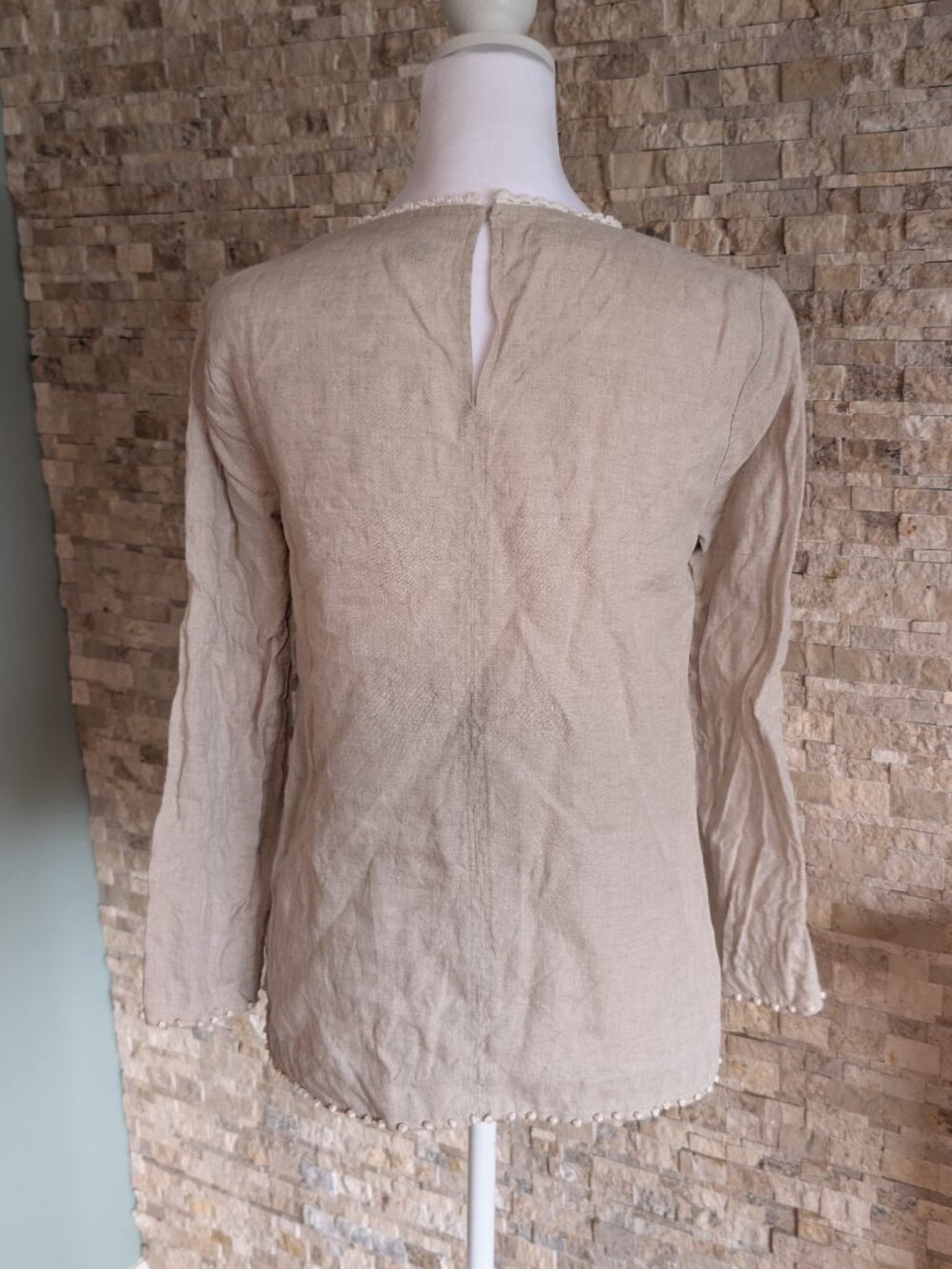 J.Crew 100% Linen Pom Pom Fringe Blouse Top Size 0 Beige Shell Button Boho Luxe - Picture 4 of 10